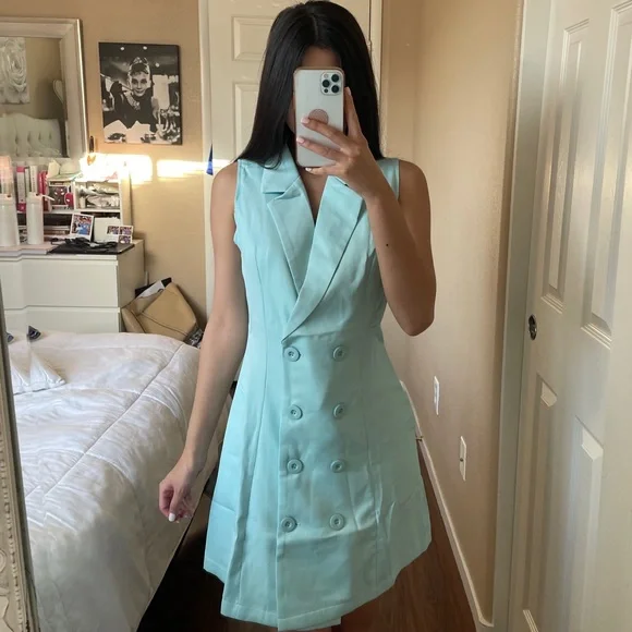 green emerald velvet dress Women Solid Green Lapel Collar Neck Sleeveless Belted Waist Wrap Tulip Hem  Mini Blazer Dress